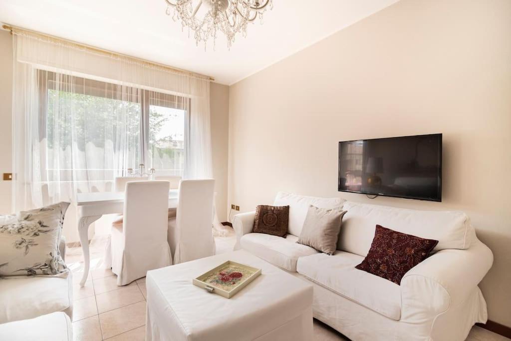 Fiorenza House Luisago Екстер'єр фото